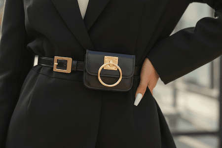 PASEK Z MINI TOREBKĄ NOIR